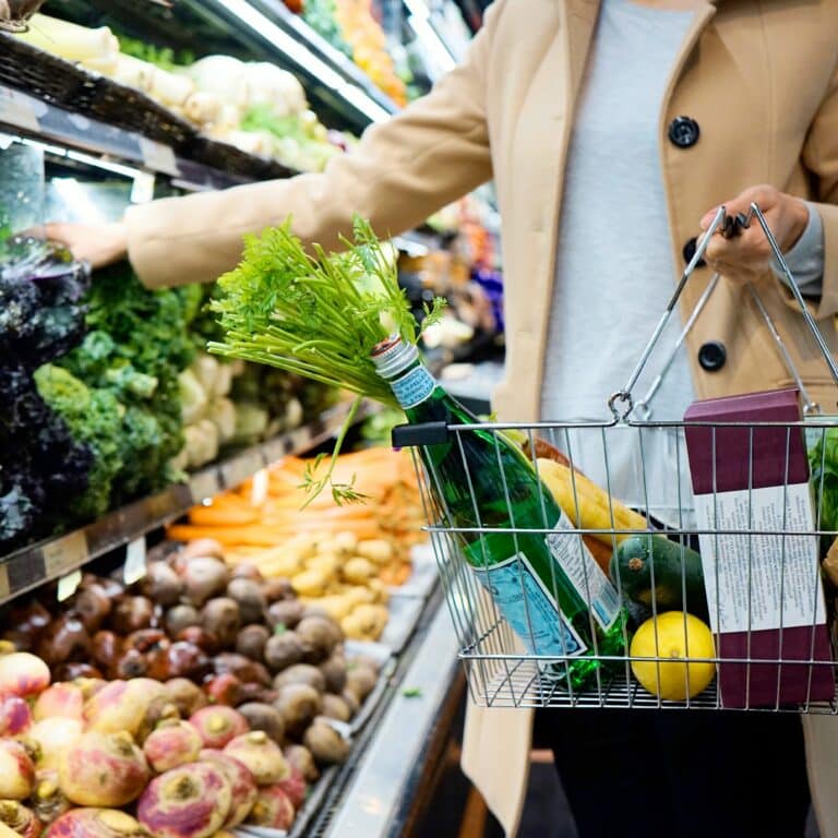 Woman with groccery cart