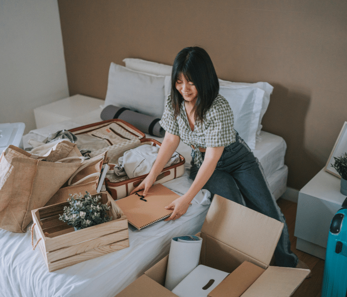 girl decluttering